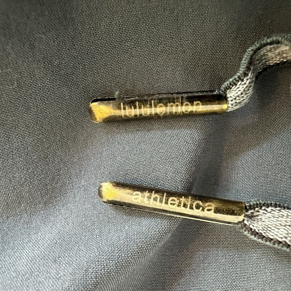 Lululemon Surge Shorts 9” Gray Black Trim Men’s Large (No Liner) - Picture 2 of 10